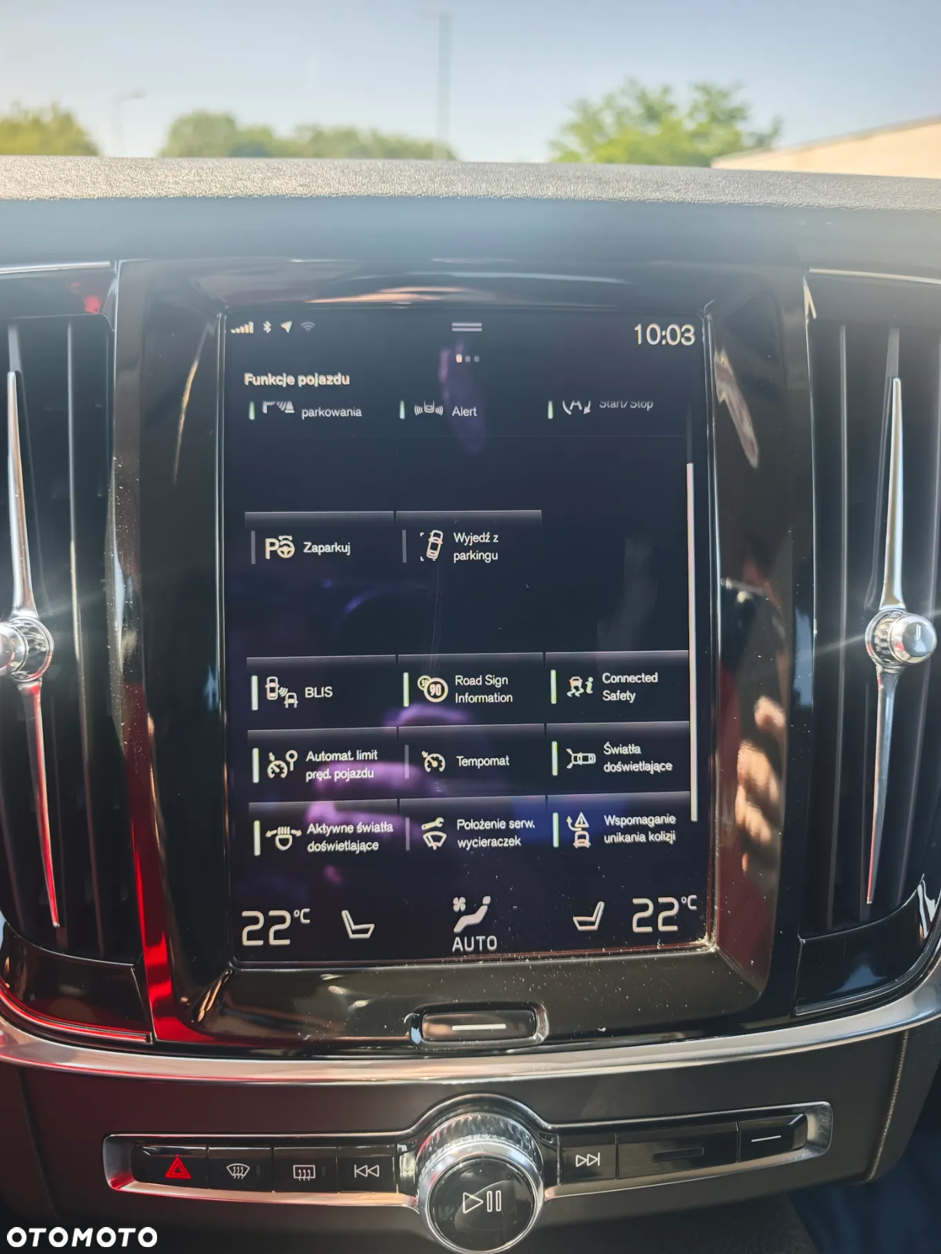 Volvo V90 D4 Momentum - 25