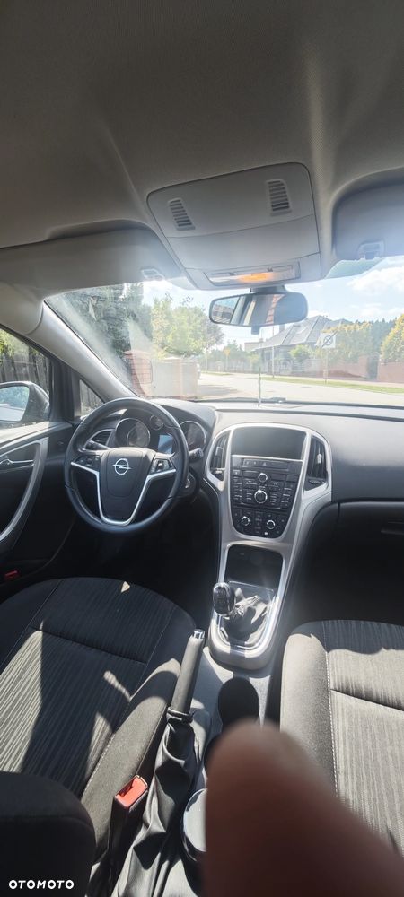 Opel Astra 1.6 Enjoy - 29