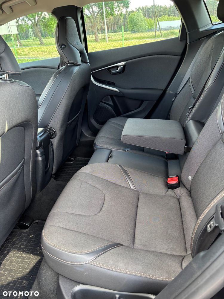 Volvo V40 - 12