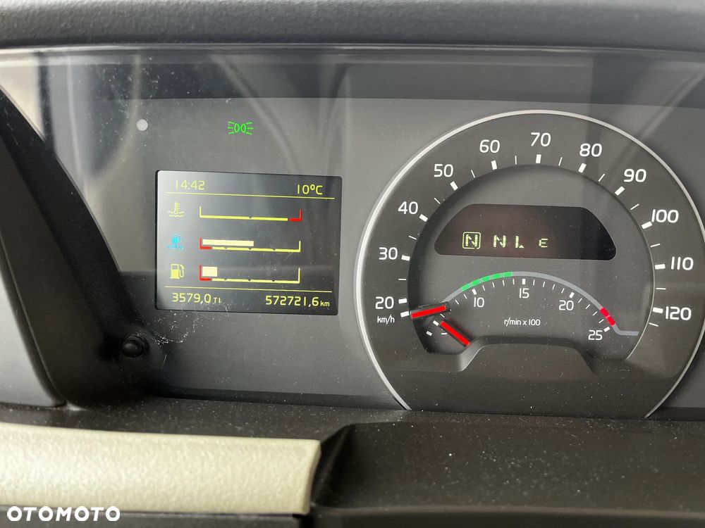 Volvo FH 500 EURO 6 / SPROWADZONY/ SERWISOWANY/KLIMA POSTOJOWA/DWA ZBIORNIKI - 14