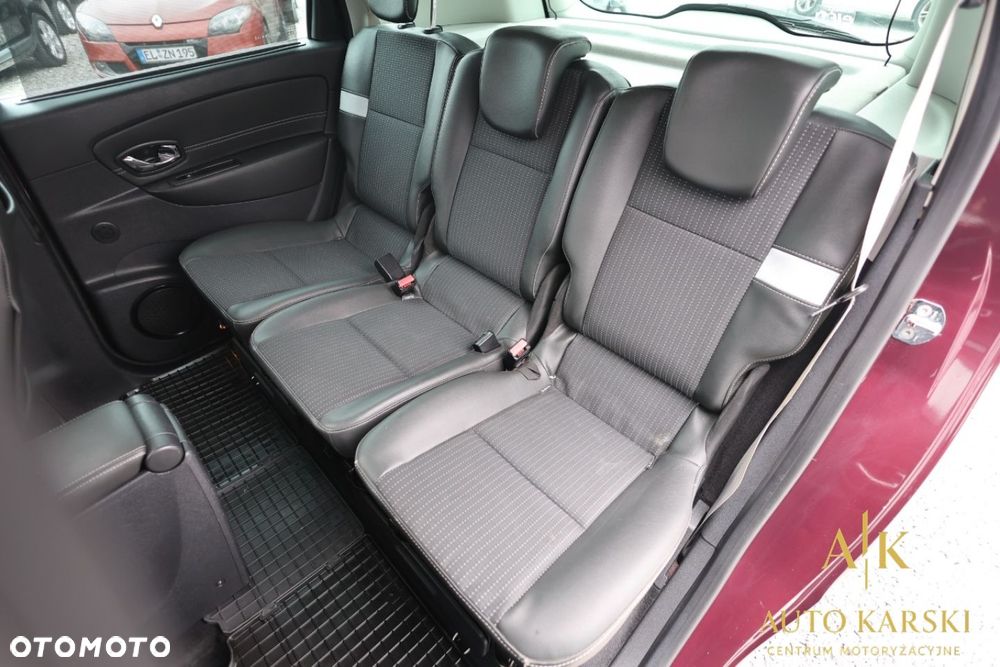 Renault Scenic - 32