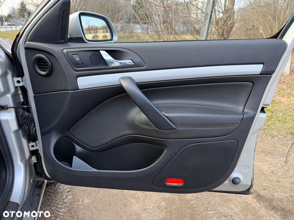 Skoda Octavia 2.0 TDI CR DPF RS - 21