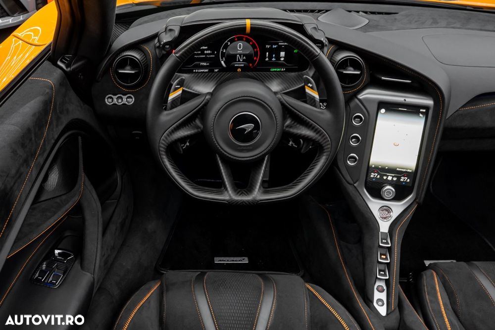 McLaren 750S Spider - 11