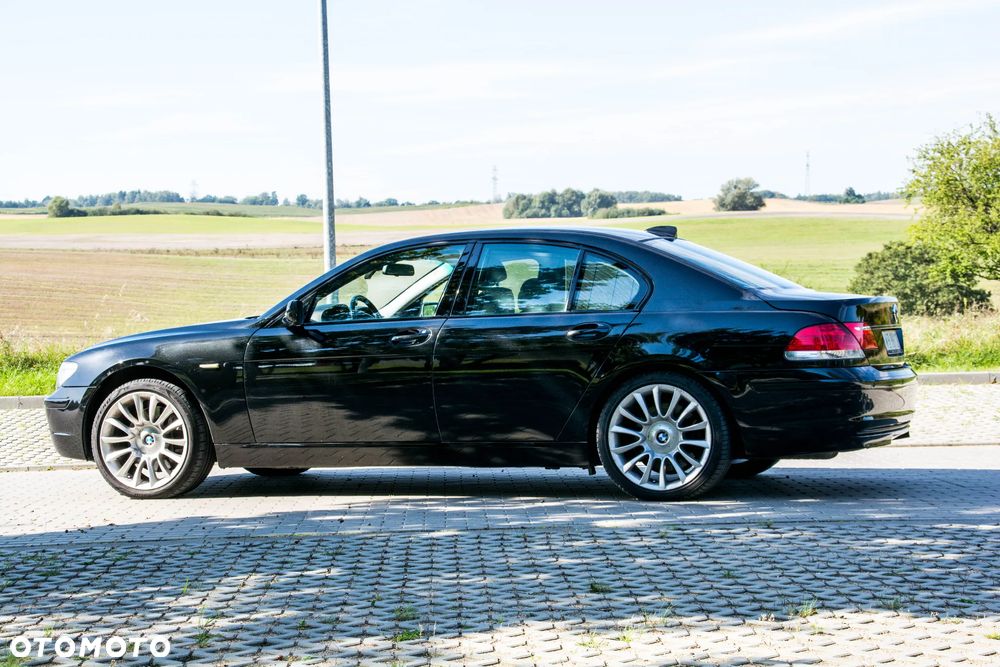 BMW Seria 7 - 1