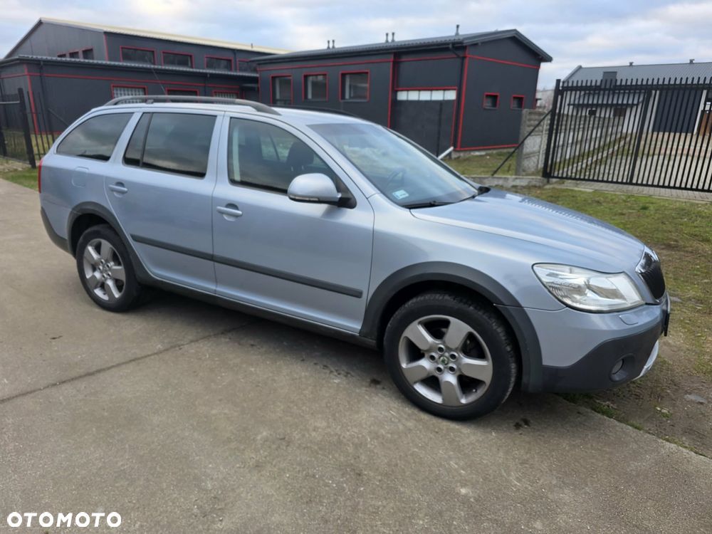 Skoda Octavia 1.8 TSI Scout 4x4 - 10