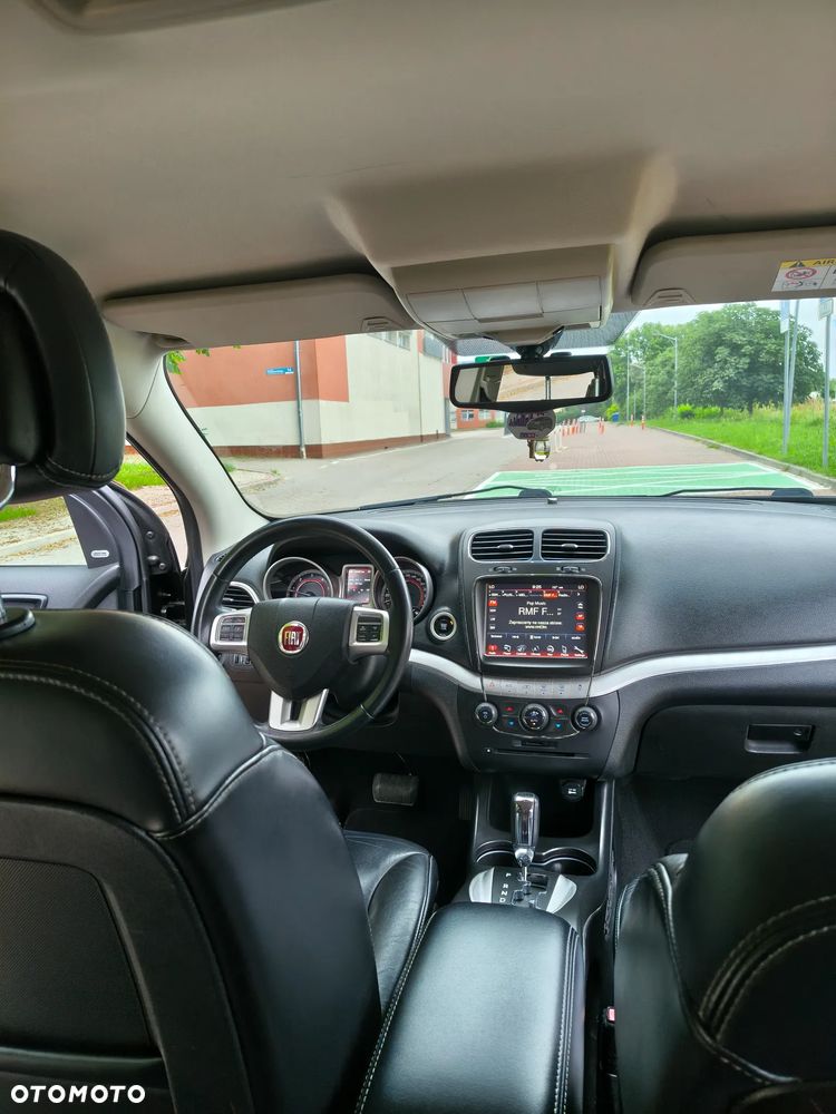 Fiat Freemont 2.0 Multijet 16V DPF Automatik Allrad Lounge - 7