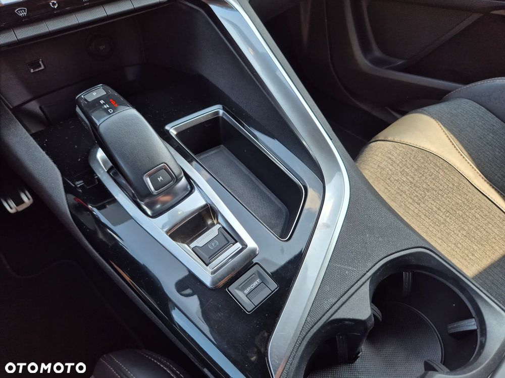 Peugeot 3008 - 24
