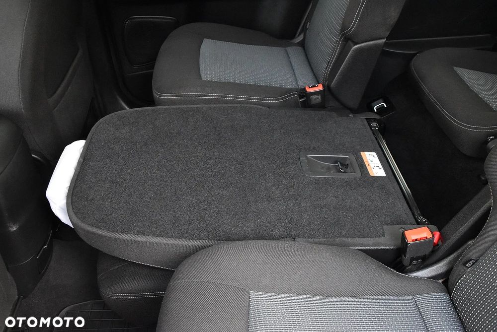 Ford S-Max 2.0 TDCi DPF Trend - 15