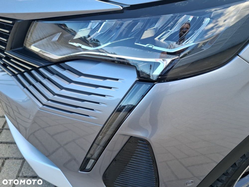 Peugeot 5008 1.2 PureTech mHEV Allure Pack S&S e-DCS6 - 16