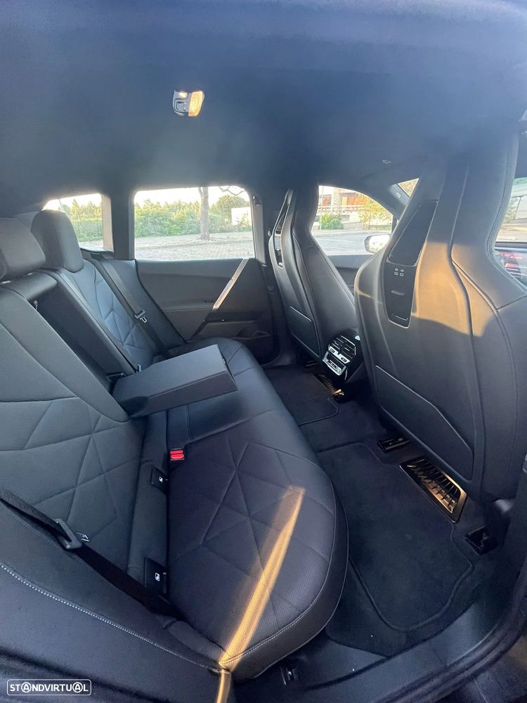 BMW iX xDrive 40 Pack Desportivo - 24