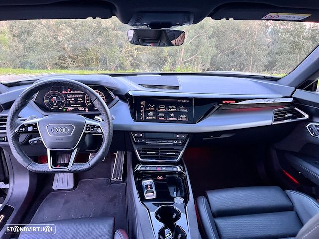 Audi RS e-tron GT quattro - 4