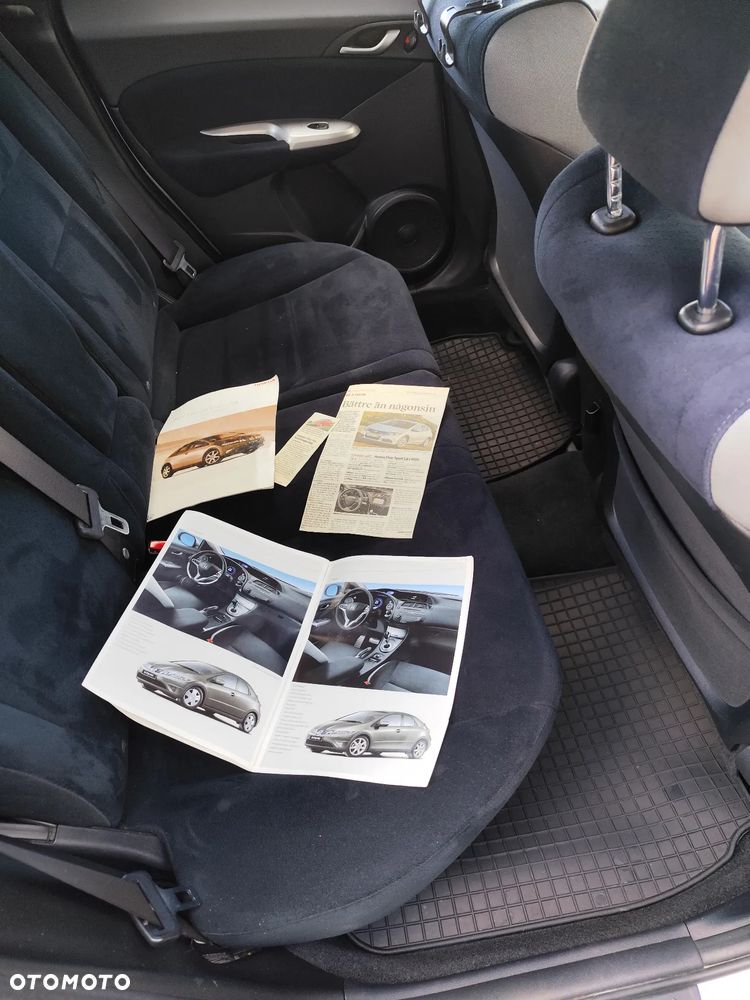 Honda Civic 1.8 Executive - 11