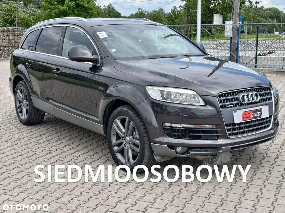 Audi Q7 - 1