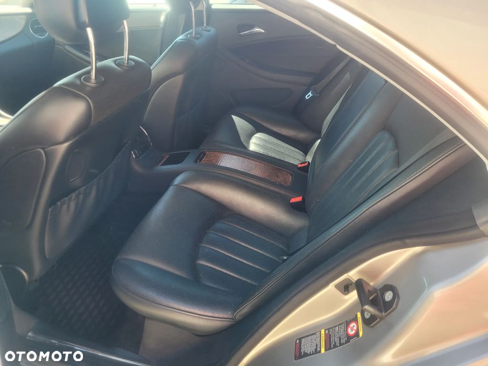 Mercedes-Benz CLS 500 - 7