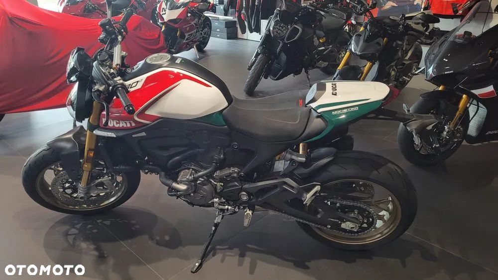 Ducati Monster - 4