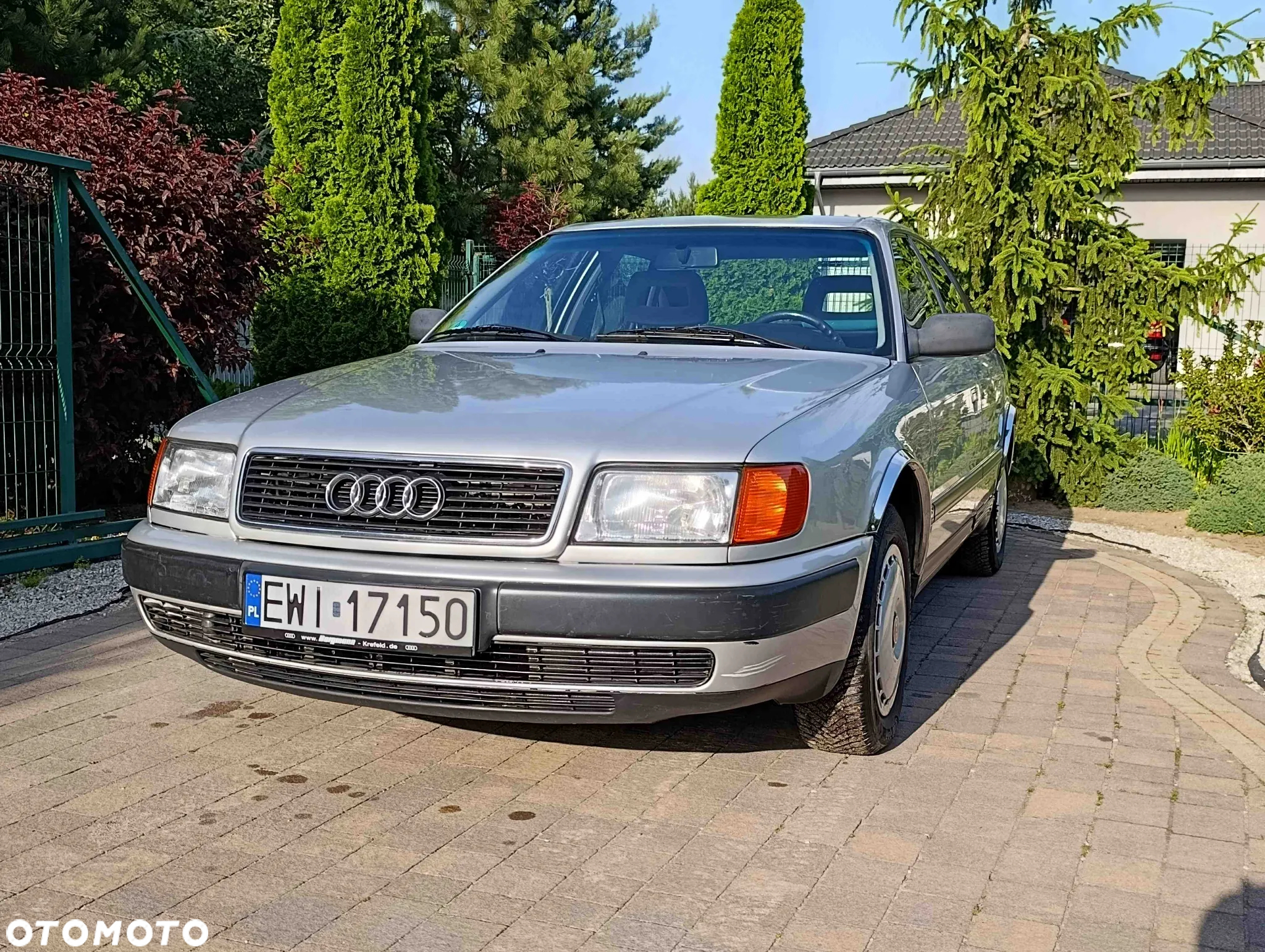 Audi 100 2.0 E - 2