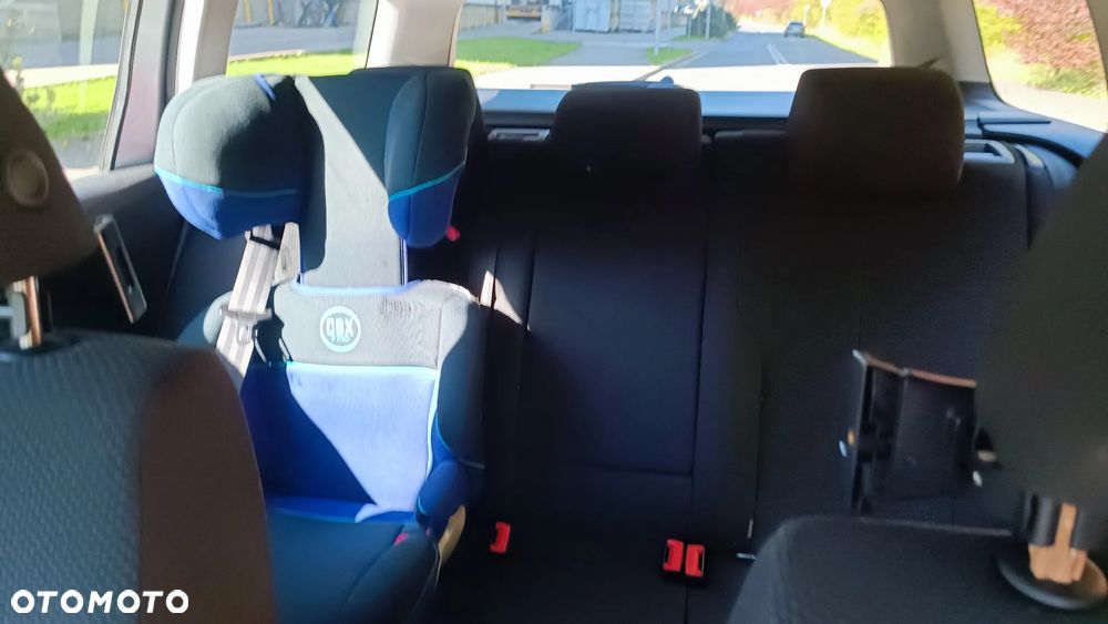 Volkswagen Passat 2.0 TDI DPF BlueMot Trendline - 8