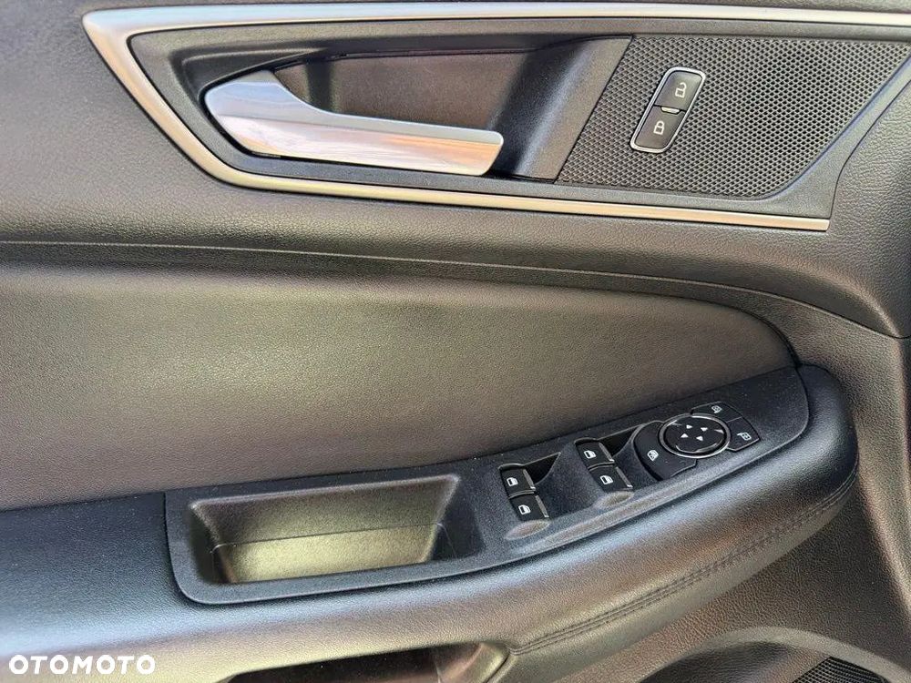 Ford Edge - 18