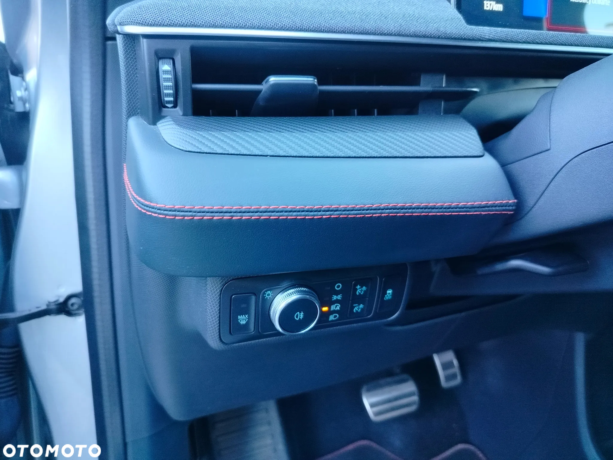 Ford Mustang Mach-E 75kWh AWD Premium - 34