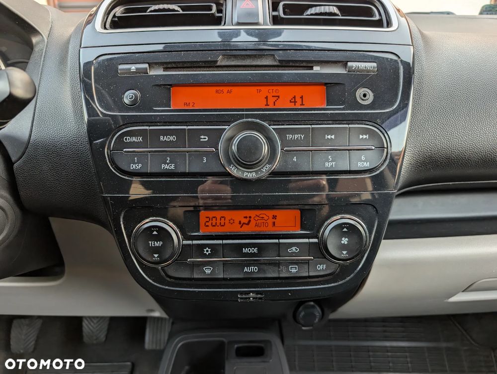 Mitsubishi Space Star 1.2 Intense - 28