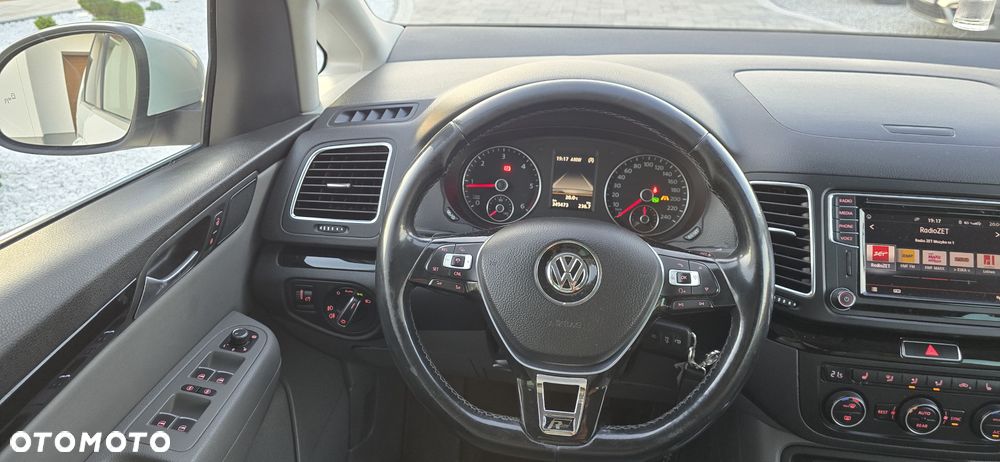 Volkswagen Sharan 2.0 TDI DSG (BlueMotion Technology) Highline - 17