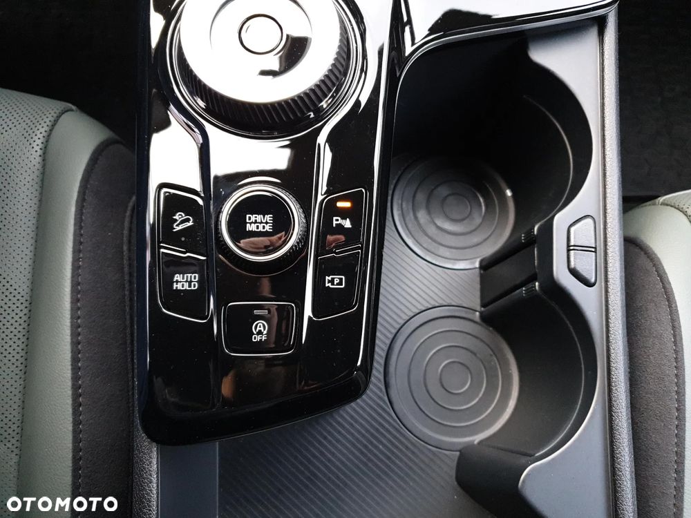 Kia Sportage 1.6 T-GDI Anniversary 2WD DCT - 26