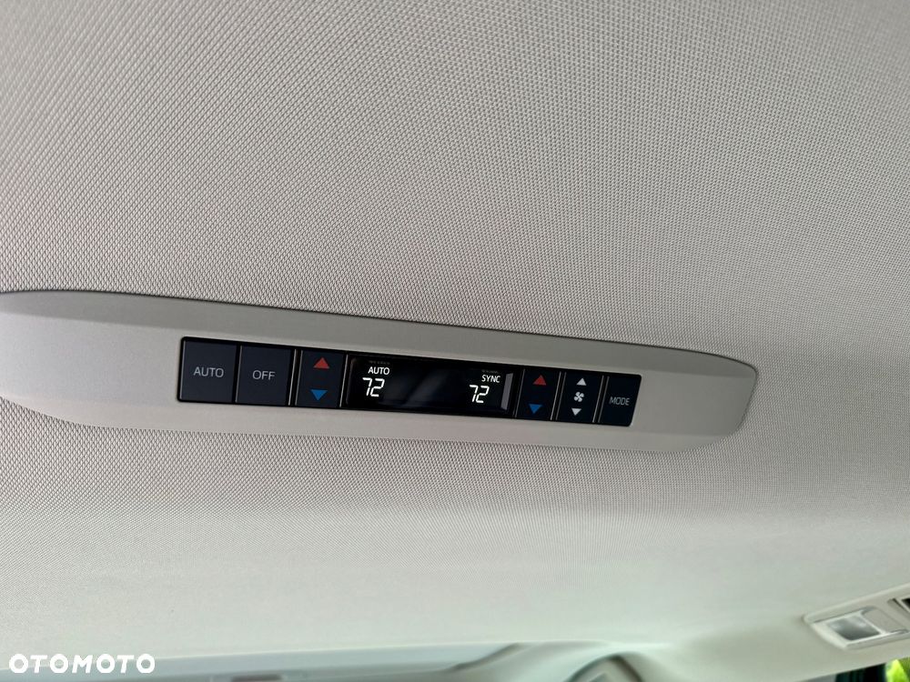Toyota Sienna - 23