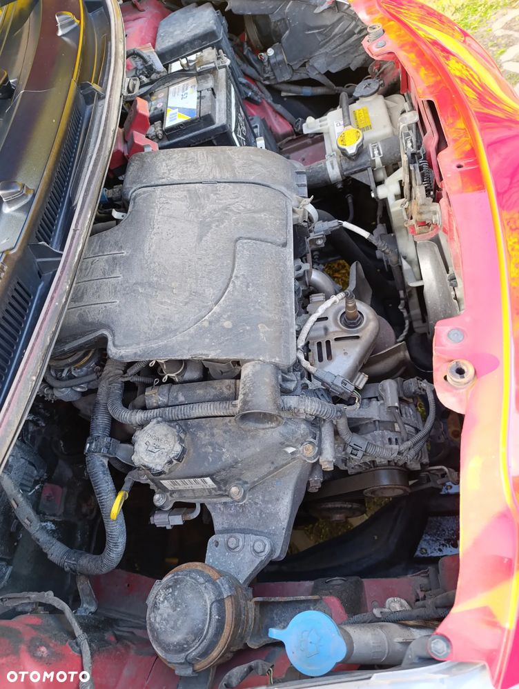 Toyota Yaris 1.0 Terra - 19