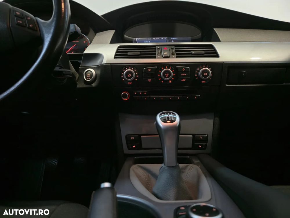 BMW Seria 5 520d - 23