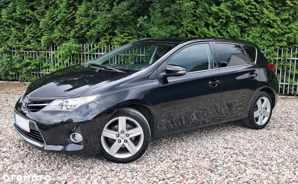 Toyota Auris 1.6 Premium Start - 17