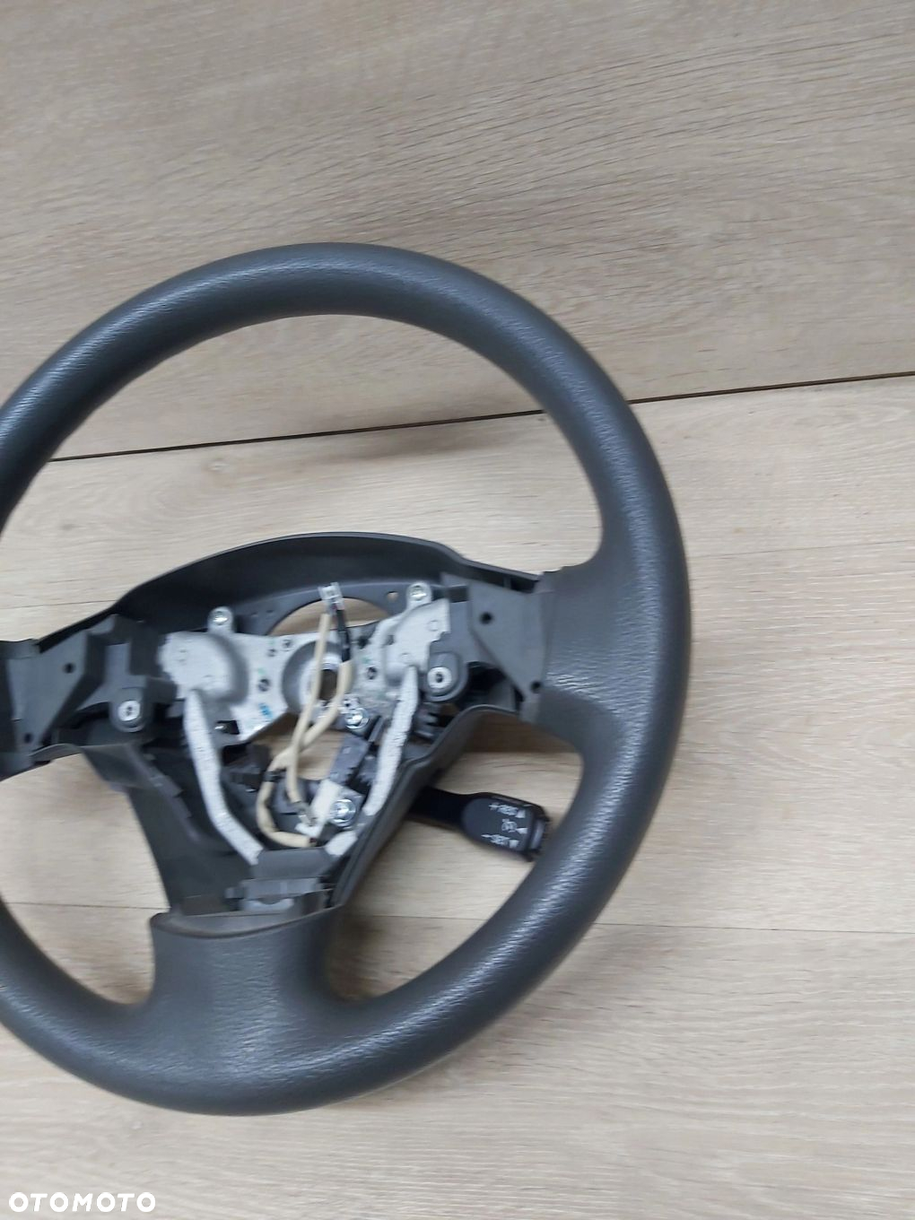 Toyota Corolla E15 kierownica tempomat USA - 3