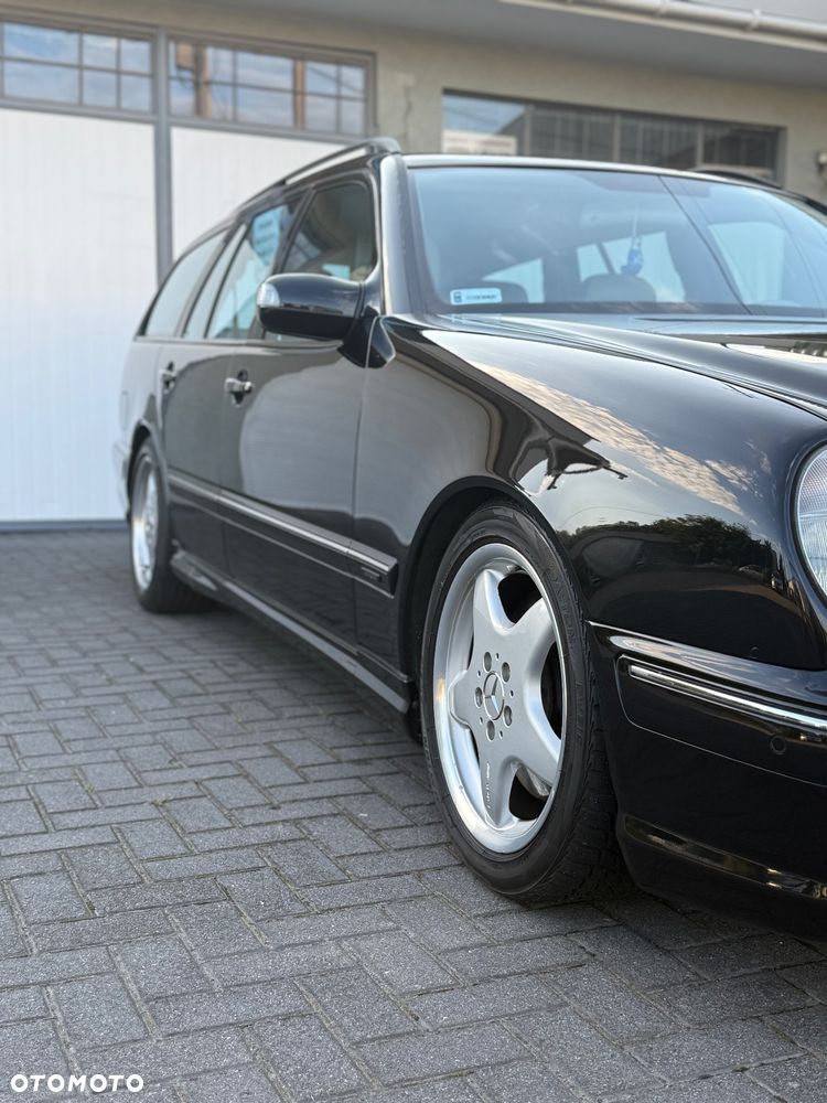 Mercedes-Benz Klasa E - 11