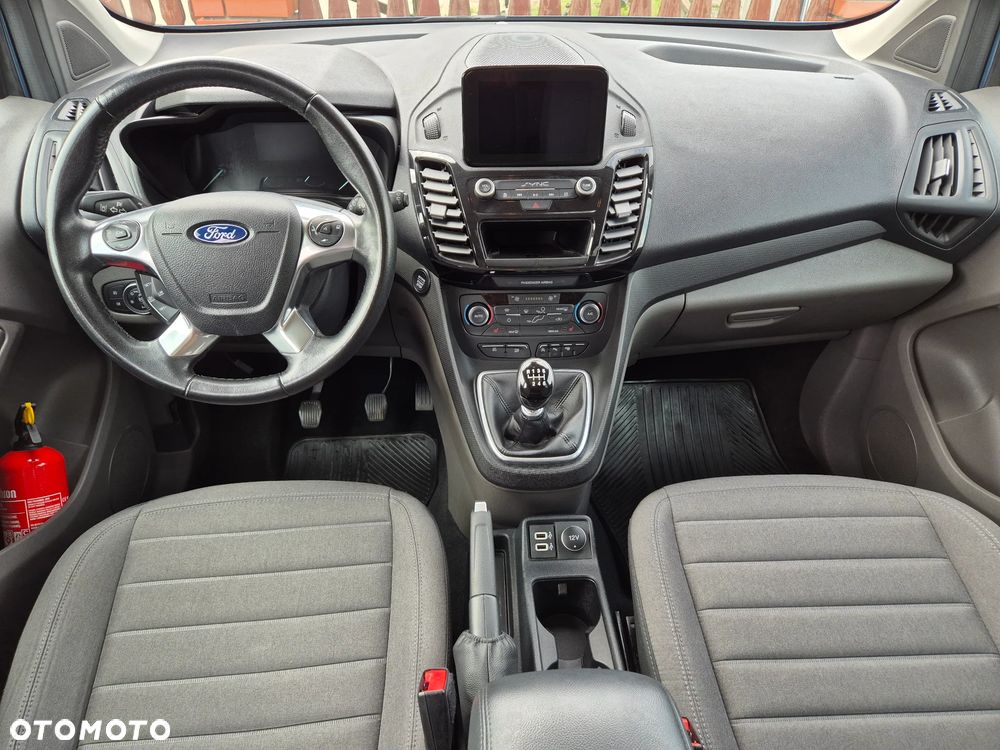 Ford Tourneo Connect Grand - 15