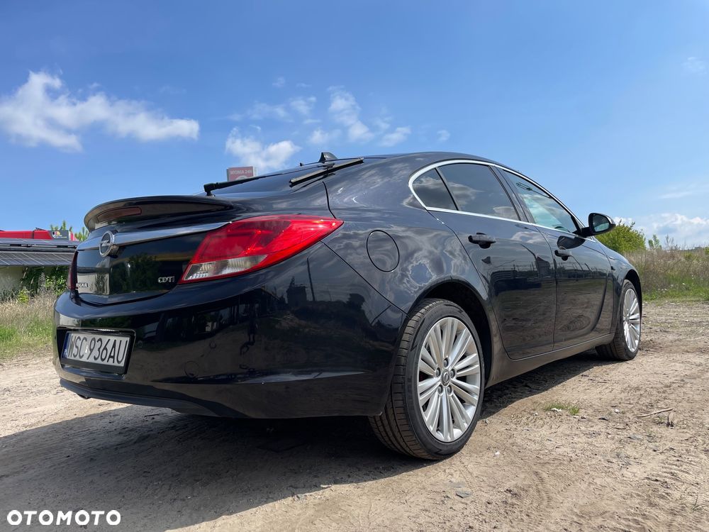Opel Insignia 2.0 CDTI - 9