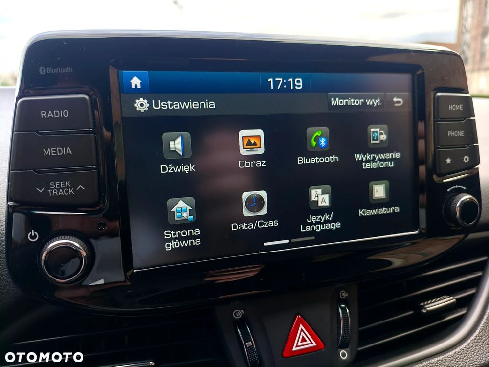 Hyundai i30 1.6 D Comfort - 25