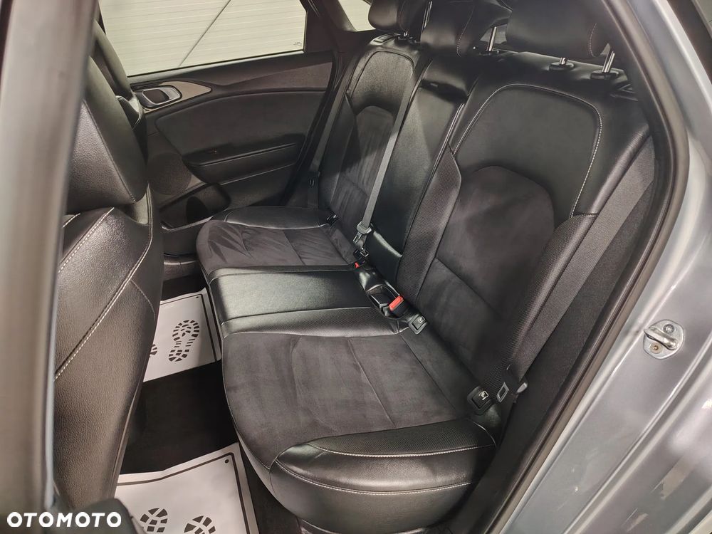 Kia Ceed 1.5 T-GDI DCT7 OPF GT Line - 20
