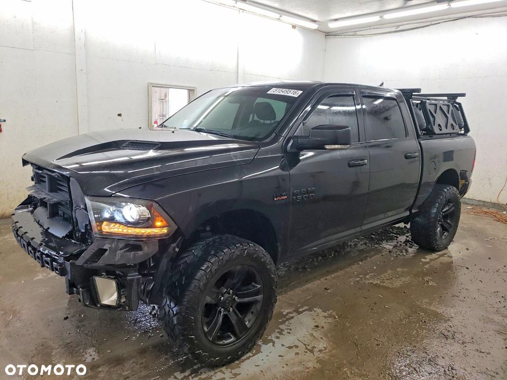 Dodge RAM 5.7 4x4 - 1