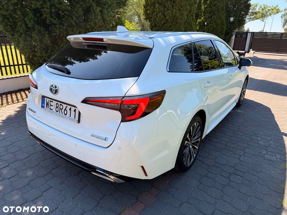 Toyota Corolla 1.8 Hybrid Executive - 12