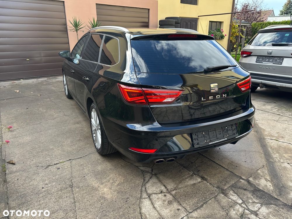 Seat Leon 2.0 TDI DPF XCELLENCE - 4