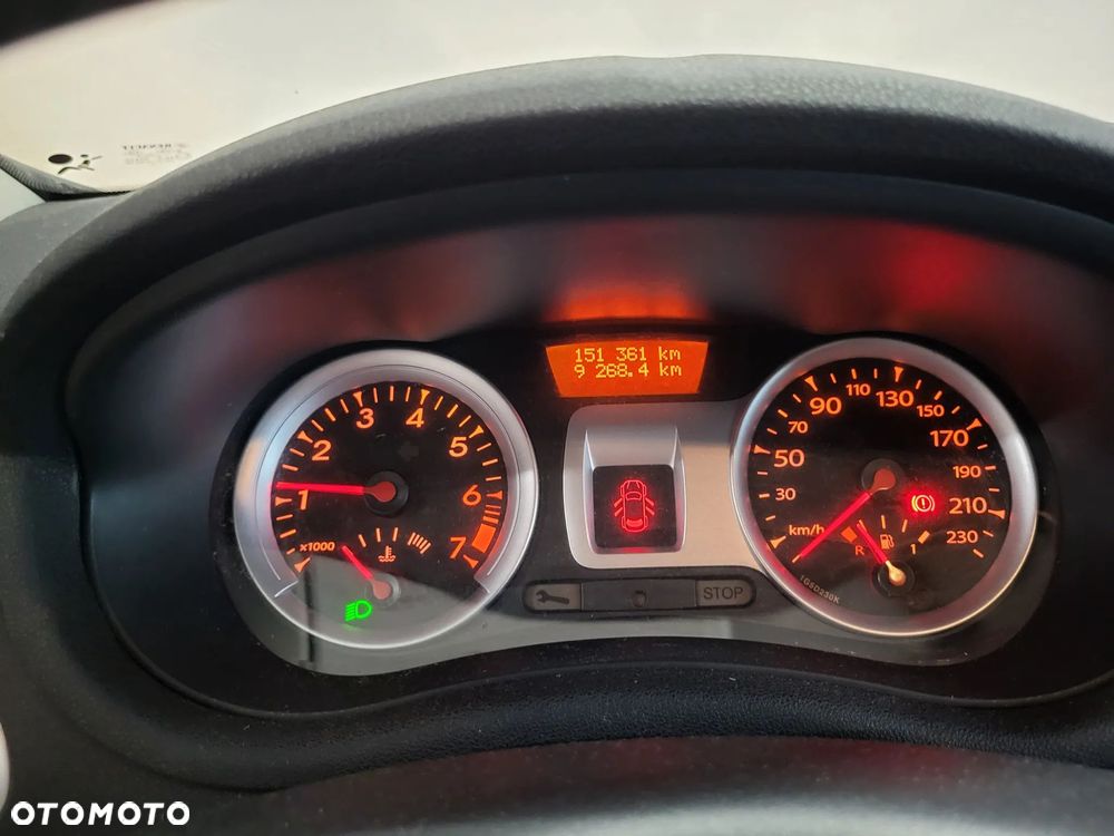 Renault Clio 1.2 16V TCE Alize - 10