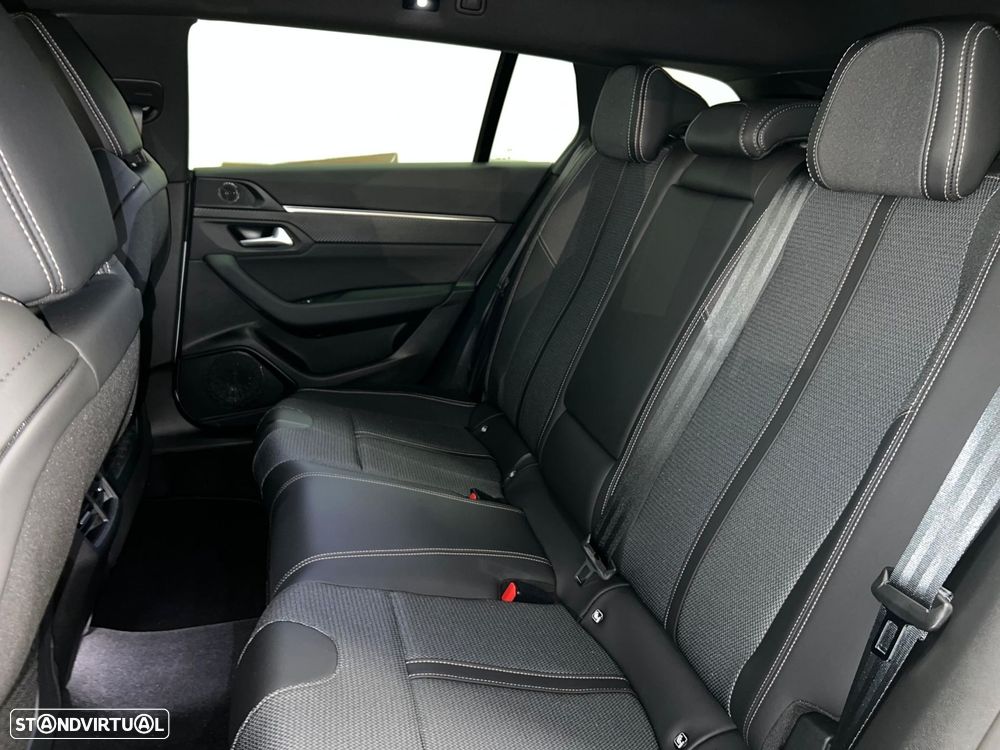 Peugeot 508 SW - 11