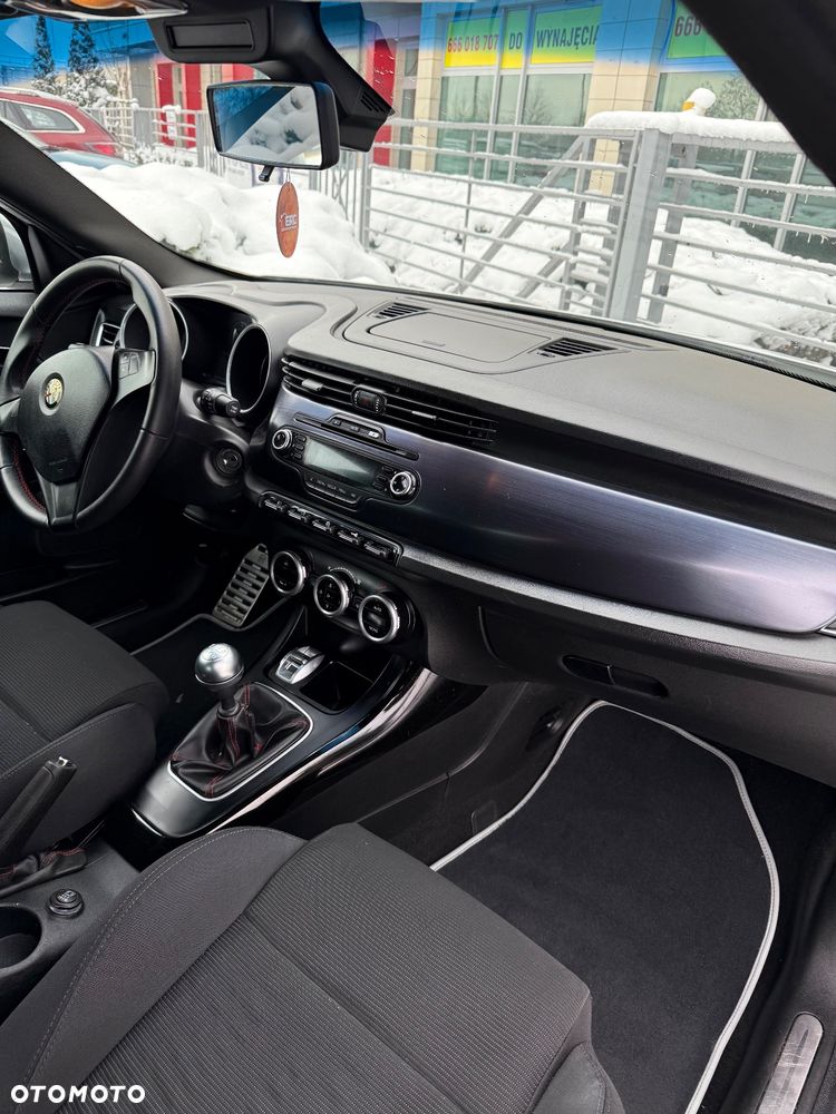 Alfa Romeo Giulietta 1.4 TB MultiAir Distinctive - 15