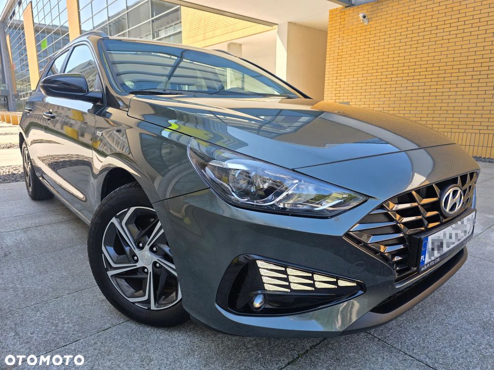 Hyundai i30 1.5 T-GDI 48V Comfort DCT - 3