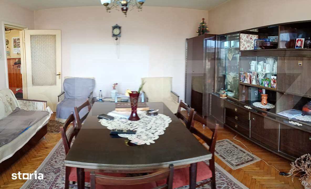 Apartament 3 camere de vanzare, 66 mp, zona Simeria — fotografia 1