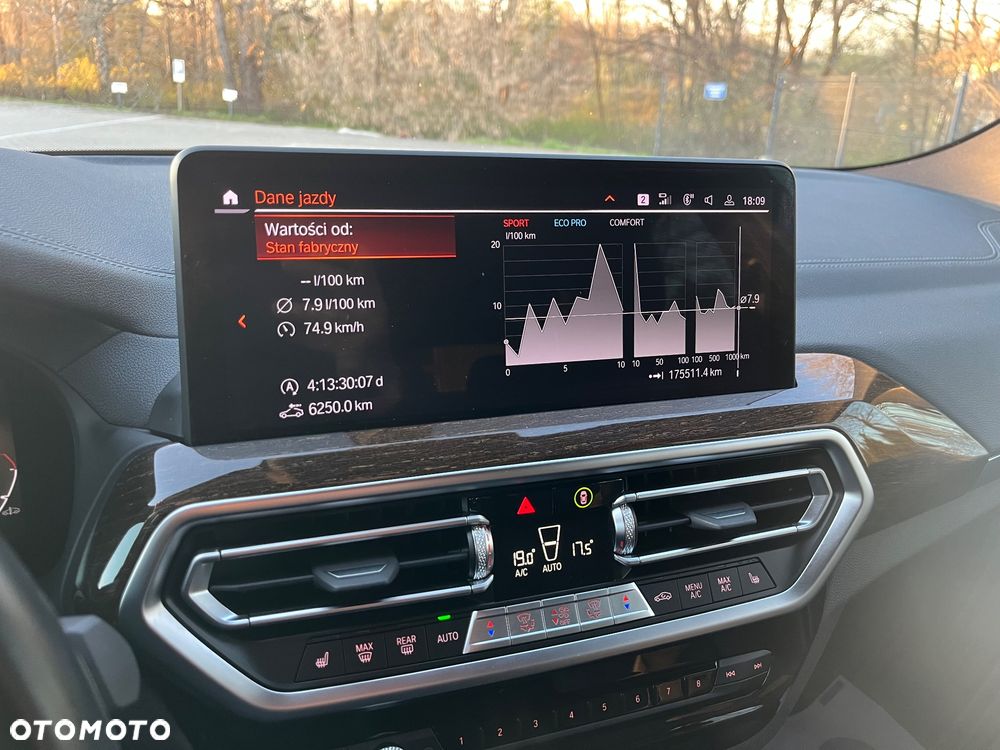 BMW X3 xDrive30d - 33