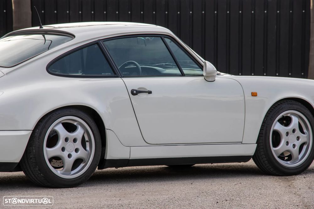 Porsche 911 (964) - 8