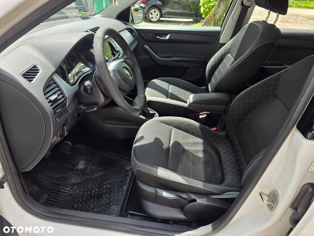 Skoda Fabia 1.0 Ambition - 14