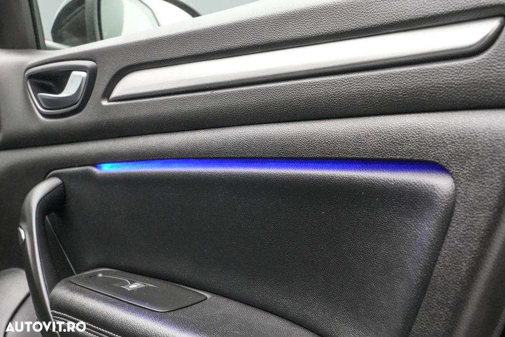 Renault Megane TCE 140 Equilibre - 20