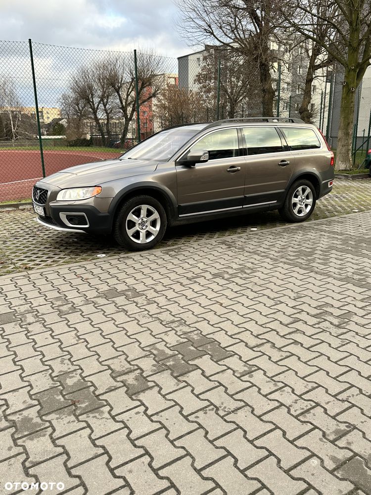 Volvo XC 70 D5 AWD Summum - 9