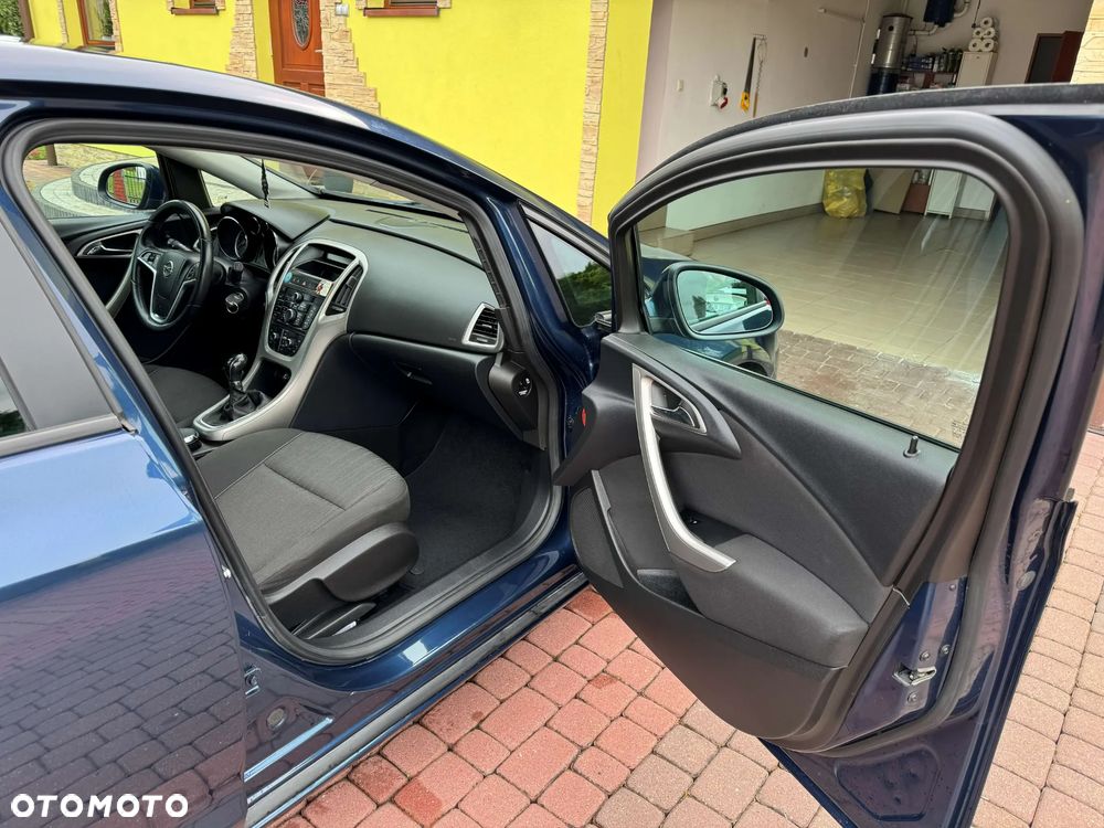 Opel Astra 1.6 - 8